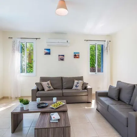 别墅 In Sleeps 6 Includes Swimming Pool Air Con And Wifi 3 拉基
