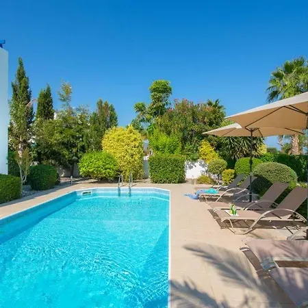 In Sleeps 6 Includes Swimming Pool Air Con And Wifi 3 Villa Lachi